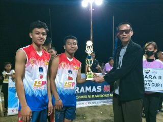 Ketua PBVSI Konawe Tutup Turnamen Volly Ball Putra Gishan Cup I