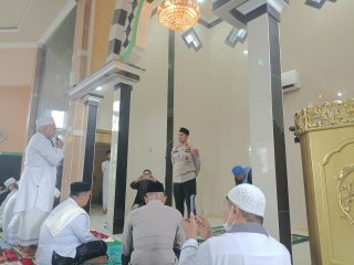 Jum'at Curhat, Polres Konawe Sambangi Masjid Ibadurrahman Ambekairi