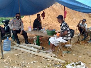 Jumat curhat Polsek Onembute