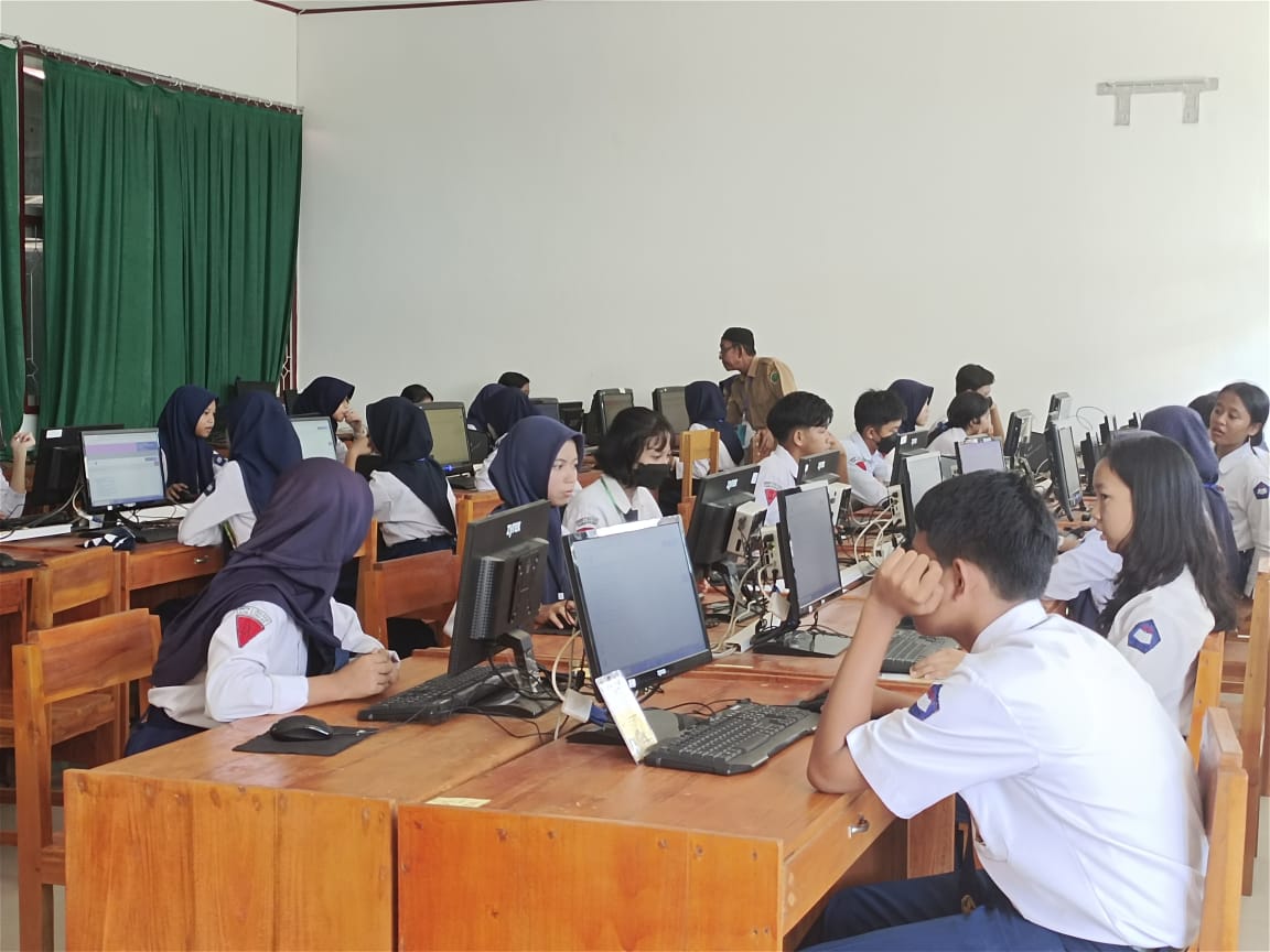 Peserta USBK SMPN 2 Unaaha