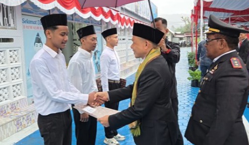 Bupati Konawe, H. Yusran Akbar Hadiri Pemberian Remisi Binaan Rutan Unaaha.