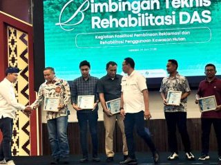 PT SCM Raih Penghargaan Rehabilitasi DAS Terbaik